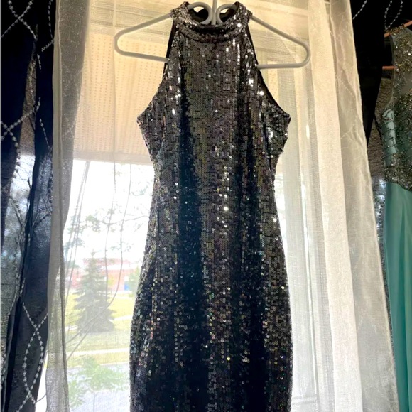 Guess sequin party dress - Picture 2 of 2